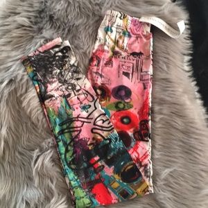 🆕 NWT printed leggings size S